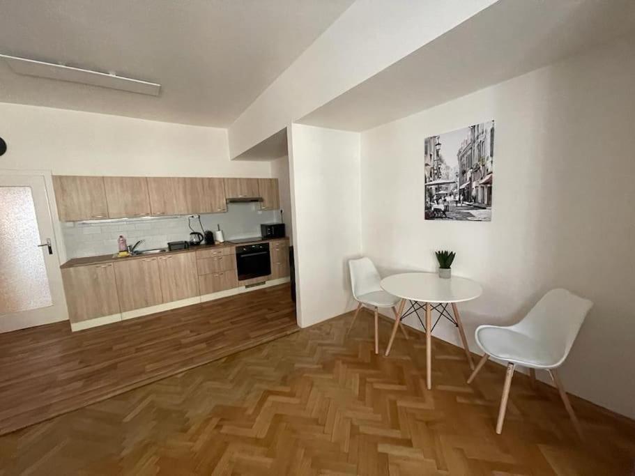 Prahabel - C15 Apartment Exterior photo
